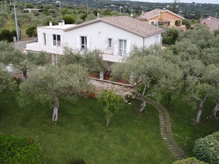 Villa in Vendita a Sassari, 525'000€, 340 m²