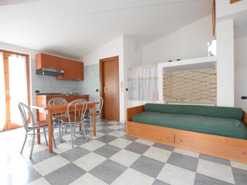 Casa Indipendente in Vendita a Osilo, 58'000€, 66 m²