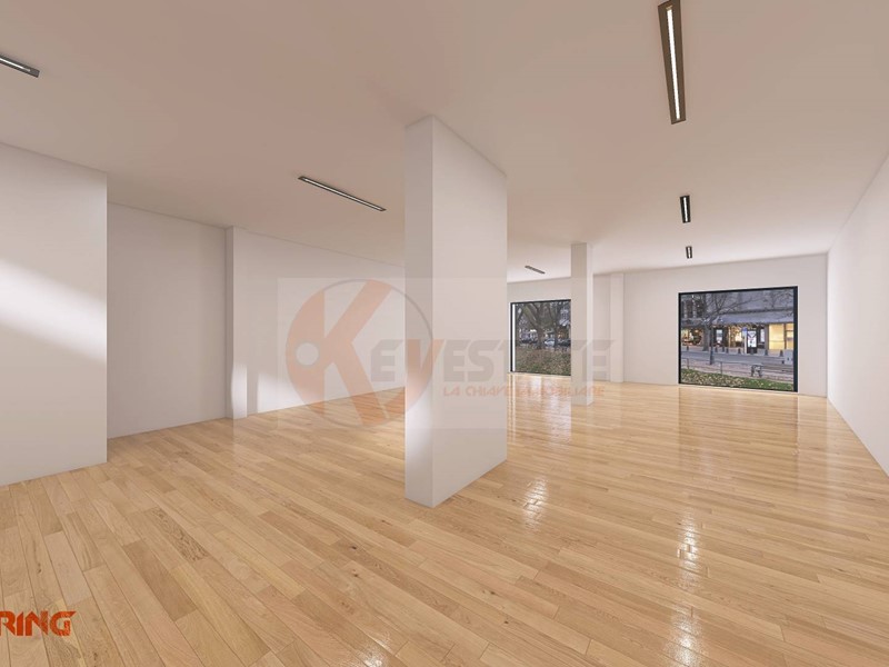 Immobile commerciale in Vendita a Sassari, 95'000€, 94 m²