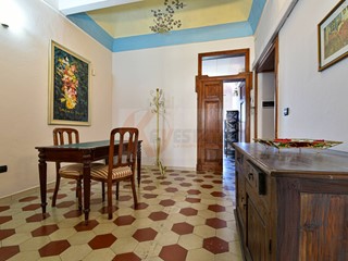 Quadrilocale in Vendita a Sassari, 188'000€, 153 m²