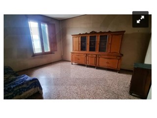 Casa Indipendente in Vendita a Faenza, 160'000€, 300 m²