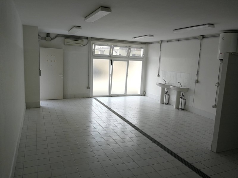Magazzino in Affitto a Lugo, 600€, 70 m²