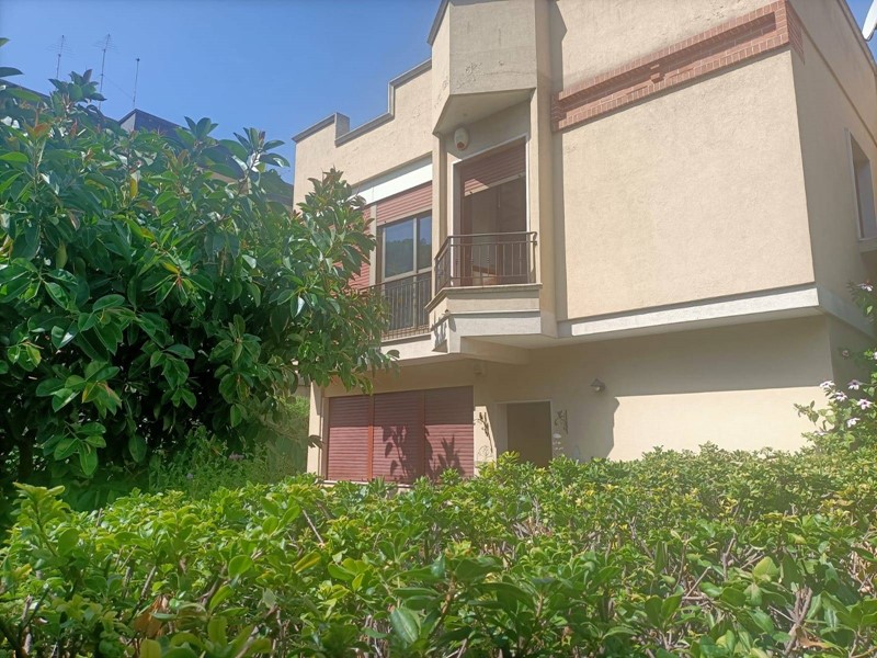 Trilocale in Vendita a Taranto, 67'000€, 126 m²