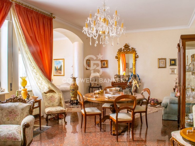 Villa in Vendita a Andria, 180'000€, 204 m²