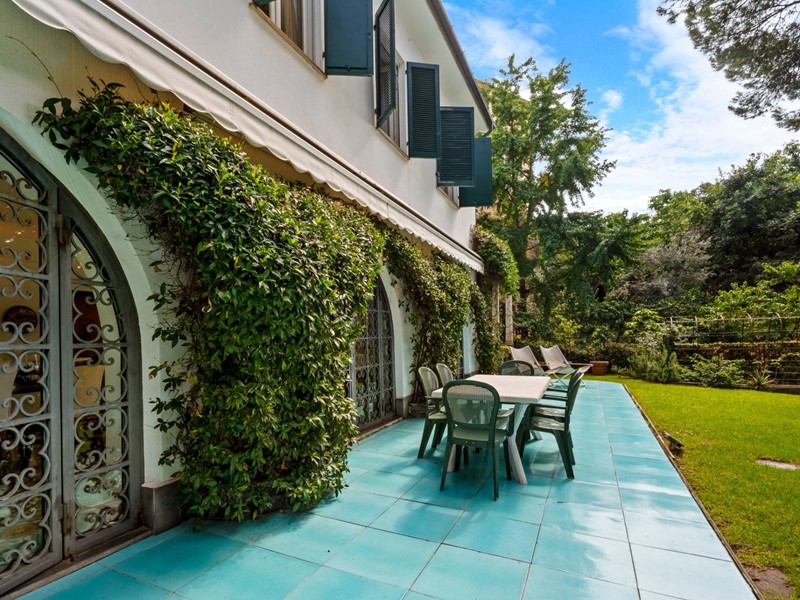 Villa in Vendita a Recco, 3'000'000€, 434 m²