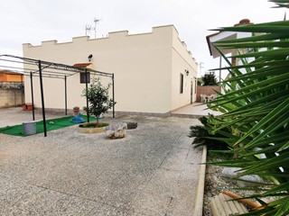 Villa in Vendita a Brindisi, 119'000€, 90 m²
