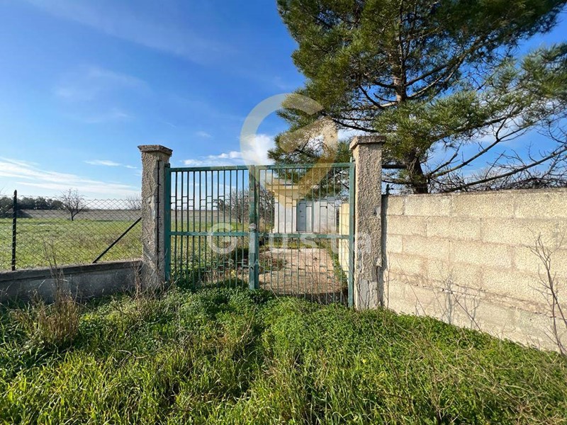 Terreno agricolo in Vendita a Brindisi, 24'000€, 1924 m²
