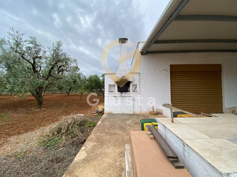 Terreno agricolo in Vendita a Ostuni, 100'000&euro;, 6300 m²