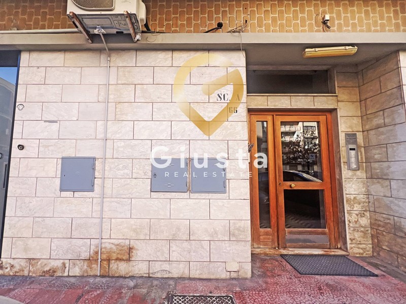 Quadrilocale in Vendita a Brindisi, 115'000€, 138 m²