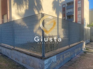 Box in Vendita a Brindisi, 25'000€, 52 m²