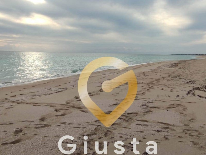 Terreno agricolo in Vendita a Manduria, 13'000€, 1147 m²