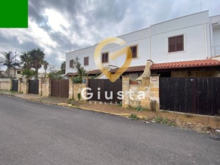 Villetta a schiera in Vendita a Torchiarolo, 119'000€, 71 m²