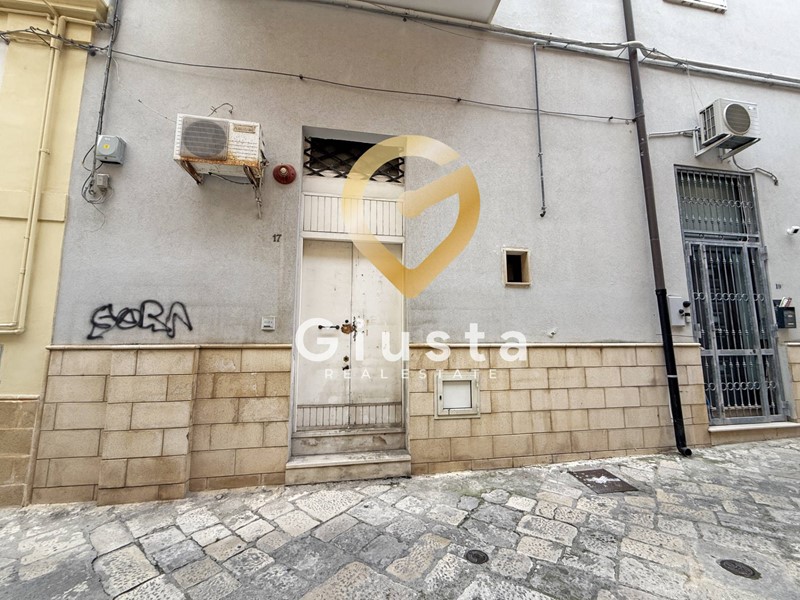 Casa Indipendente in Vendita a Brindisi, 67'000&euro;, 58 m²