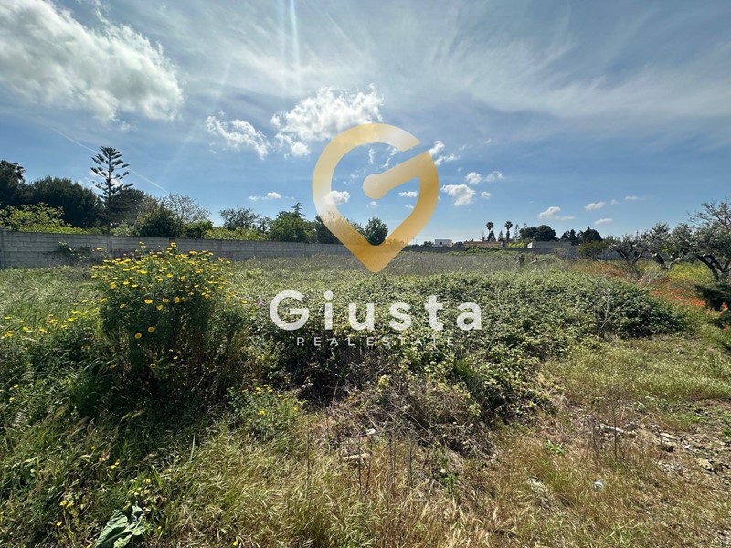 Terreno agricolo in Vendita a Brindisi, 7'500€, 1715 m²