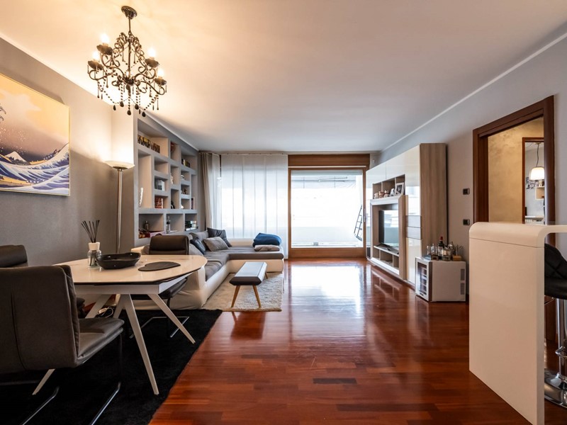 Trilocale in Vendita a Gallarate, 359'000€, 120 m²