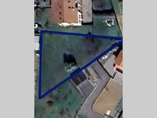 Terreno edificabile in Vendita a Caronno Varesino, 77'000€, 760 m²