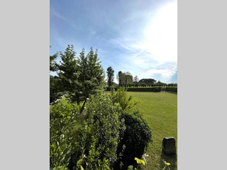 Terreno edificabile in Vendita a Azzate, 175'000€, 900 m²