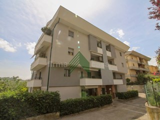 Quadrilocale in Vendita a Teramo, 225'000€, 155 m²
