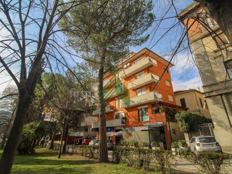 Quadrilocale in Vendita a Teramo, 170'000€, 117 m²