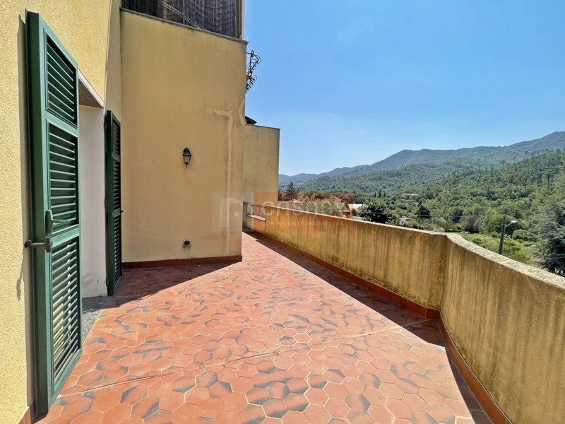 Quadrilocale in Vendita a Garlenda, 239'000€, 88 m²