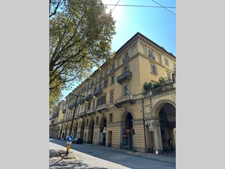 Ufficio in Vendita a Torino, 390'000€, 95 m²
