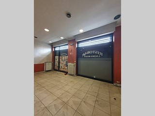 Immobile commerciale in Vendita a Torino, 63'000€, 62 m²