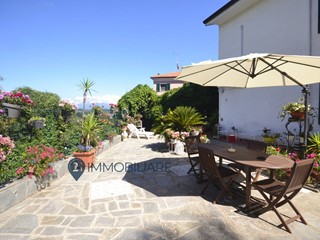 Villa in Vendita a La Spezia, 600'000&euro;, 255 m²