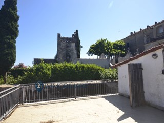 Appartamento in Vendita a Vezzano Ligure, 132'000€, 228 m²