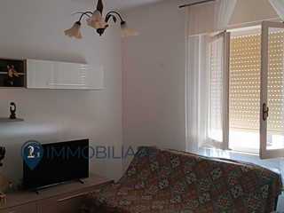 Quadrilocale in Vendita a Lerici, 160'000&euro;, 84 m²