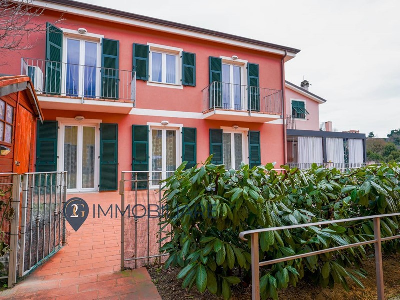 Casa Semi Indipendente in Vendita a La Spezia, 540'000&euro;, 230 m²