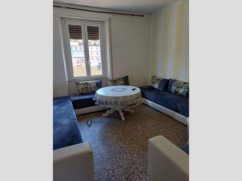 Quadrilocale in Vendita a Aulla, 87'000€, 85 m²