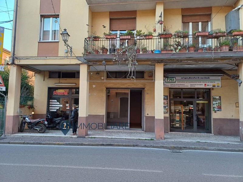 Immobile commerciale in Vendita a Sarzana, 130'000&euro;, 70 m²