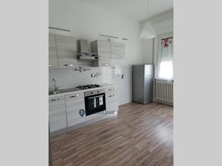 Quadrilocale in Vendita a Follo, 150'000€, 100 m²