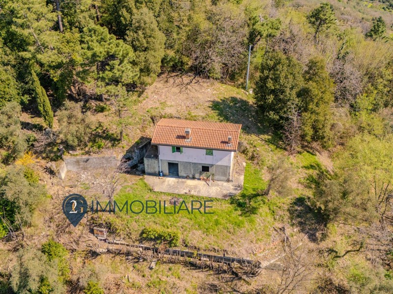 Casa Indipendente in Vendita a Fosdinovo, 140'000&euro;, 100 m²