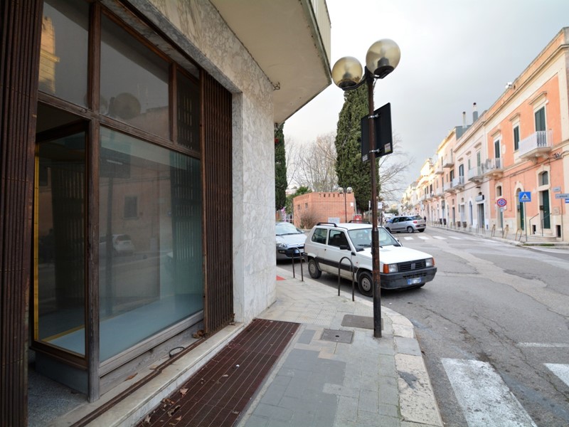 Immobile commerciale in Vendita a Matera, 110'000€, 32 m²