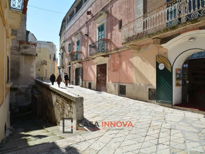 Appartamento in Vendita a Matera, 170'000€, 230 m²