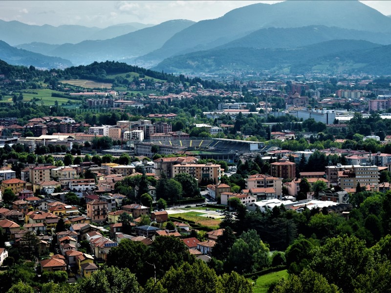 Appartamento in Vendita a Bergamo, 4300 m²