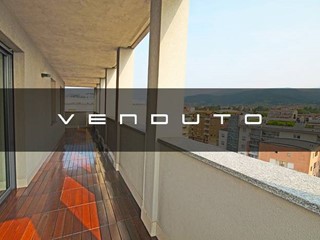 Attico in Vendita a Bergamo, 375'000€, 164 m²