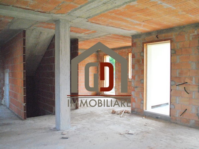 Casa Semi Indipendente in Vendita a Maser, 160'000€, 180 m²