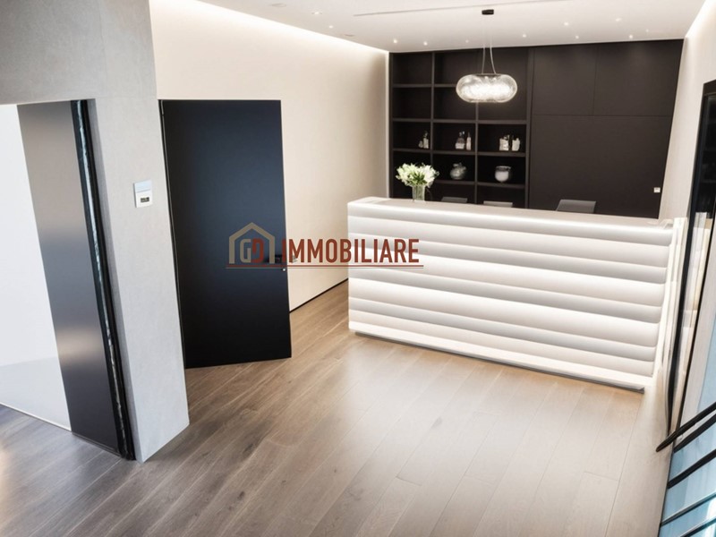 Ufficio in Vendita a Montebelluna, 255'000€, 125 m²