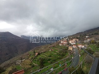 Quadrilocale in Vendita a Triora, 80'000€, 133 m²
