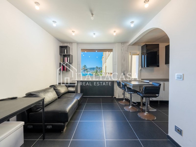 Trilocale in Vendita a Sanremo, 350'000€, 50 m²