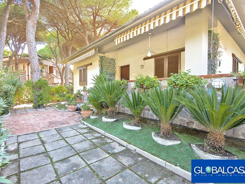 Villa in Vendita a Grosseto, 670'000€, 164 m²