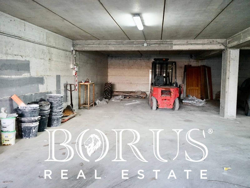 Magazzino in Affitto a Villa Literno, 800€, 455 m²