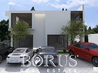 Quadrilocale in Affitto a Casal di Principe, 5'000€, 450 m²