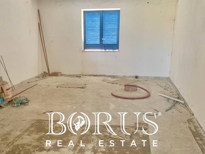 Ufficio in Affitto a Castel Volturno, 500€, 75 m²