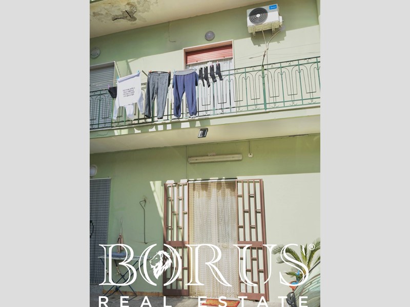 Casa Semi Indipendente in Vendita a Gricignano di Aversa, 60'000€, 100 m²