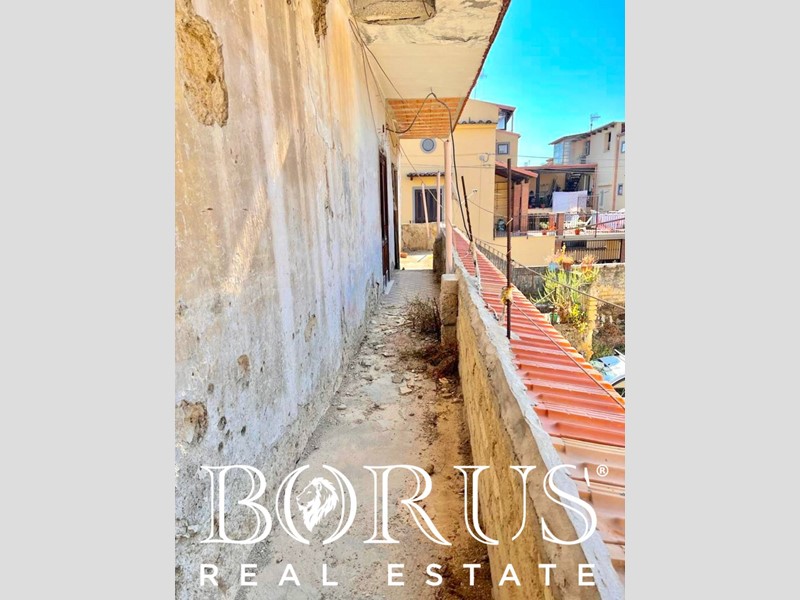 Casa Semi Indipendente in Vendita a Gricignano di Aversa, 100'000€, 150 m²