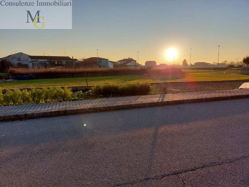 Terreno edificabile in Vendita a San Bonifacio, 220'000€, 1452 m²