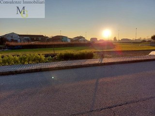 Terreno edificabile in Vendita a San Bonifacio, 220'000€, 1452 m²